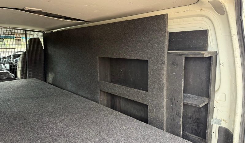 
								2017 Toyota Hiace LWB Auto full									