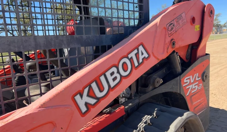 
								2017 Kubota SVL75-2 Track Skid Steer Loader full									