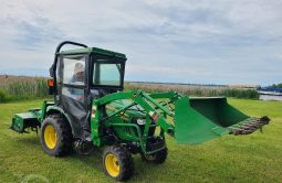 
										2017 John Deere 2025R Tractor with Loader, Tiller full									