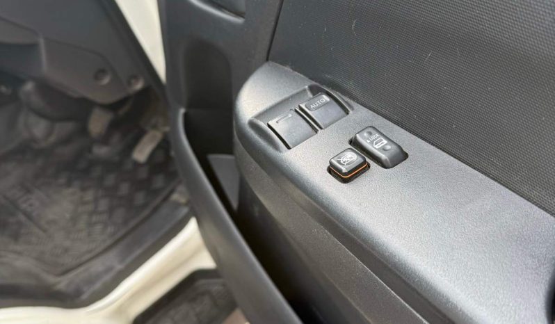 
								2017 Toyota Hiace LWB Auto full									