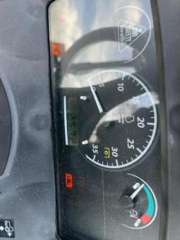 
										2018 John Deere 1025R Tractor – Loader, Backhoe & Mower full									