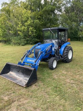 2015 New Holland Boomer 33 Compact Tractor