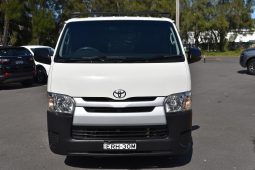 
										2017 Toyota Hiace LWB Auto low km full									