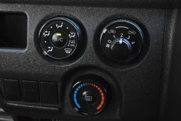 
										2017 Toyota Hiace LWB Auto low km full									