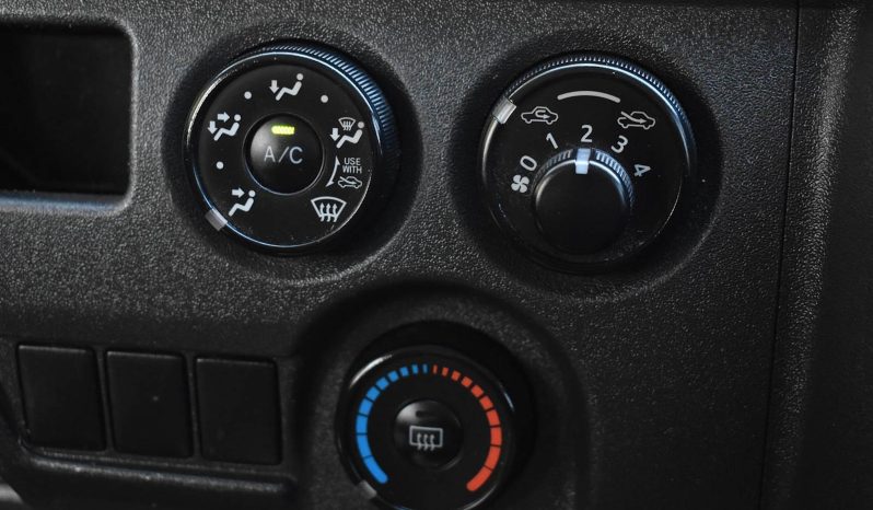 
								2017 Toyota Hiace LWB Auto low km full									