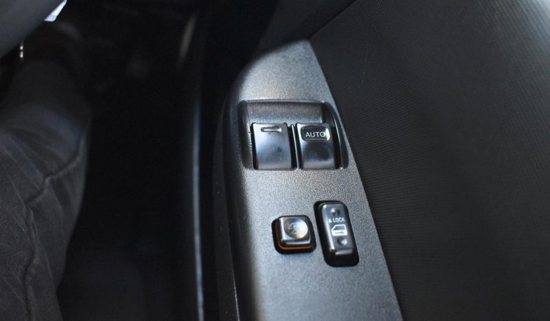 
								2017 Toyota Hiace LWB Auto low km full									